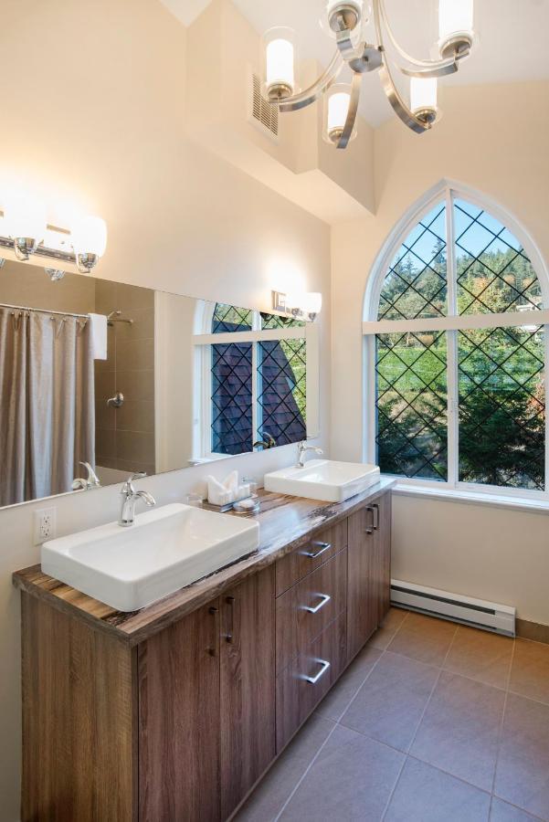 Villa Eyrie Resort Malahat Eksteriør billede